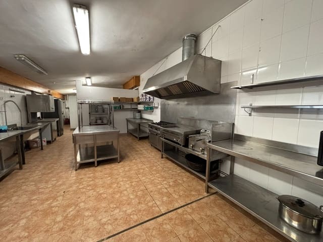 8 slaapkamer Finca/Landhuis te koop in Sax met zwembad - € 575.000 (Ref: 10111813)