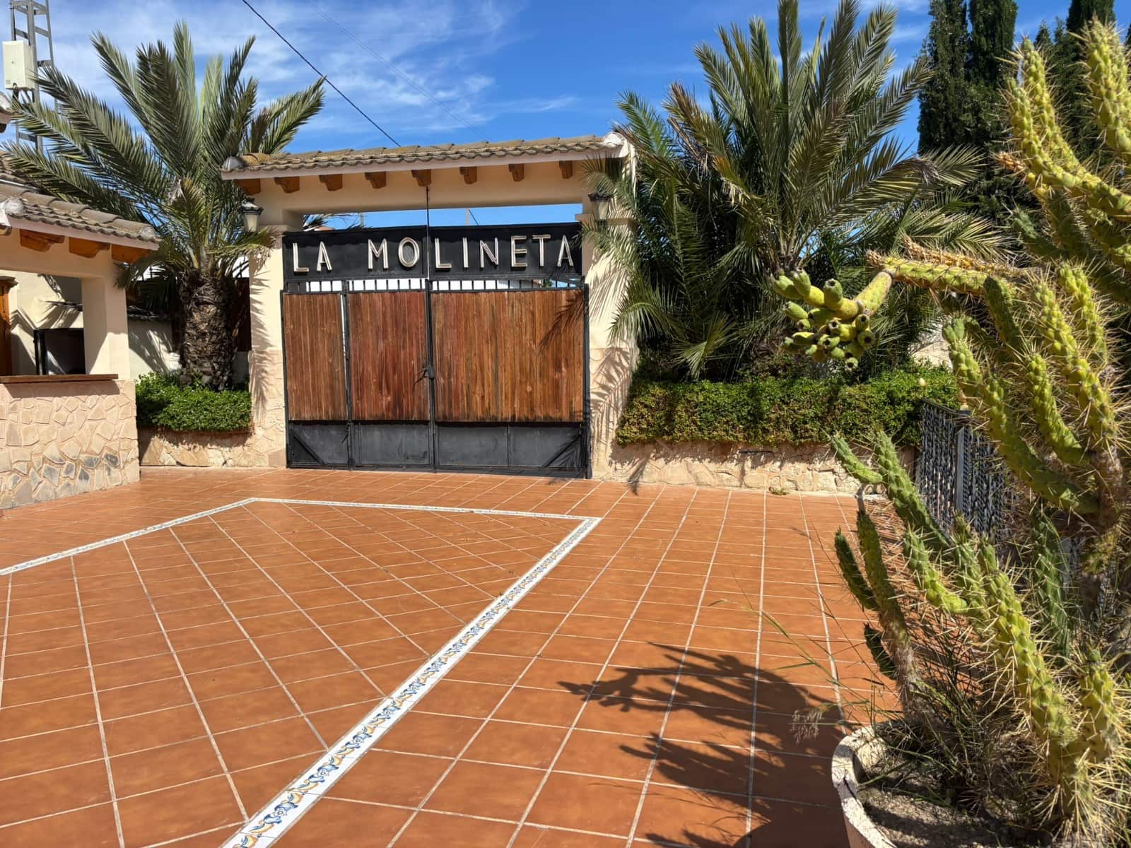 8 slaapkamer Finca/Landhuis te koop in Sax met zwembad - € 575.000 (Ref: 10111813)