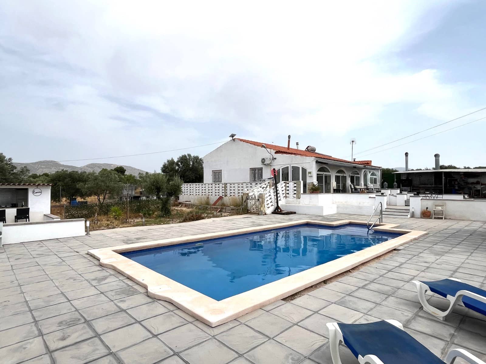 3 quarto Quinta/Casa Rural para venda em Sax com piscina garagem - 299 999 € (Ref: 10111814)
