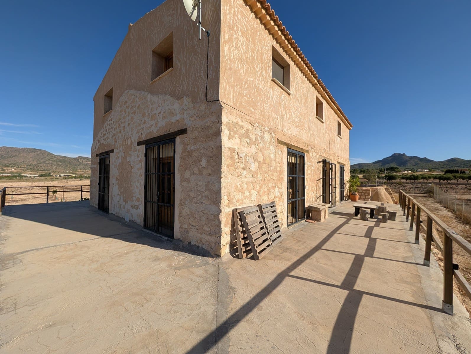 3 bedroom Finca/Country House for sale in Salinas with pool - € 375,000 (Ref: 10111816)