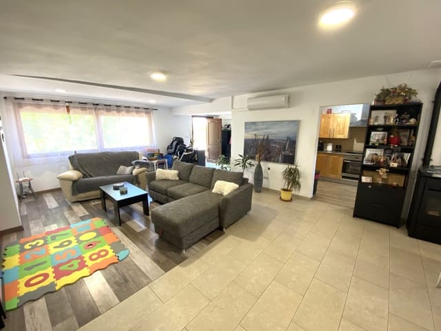 4 soveværelse Finca/Landehus til salg i Sax med swimmingpool garage - € 239.995 (Ref: 10111817)