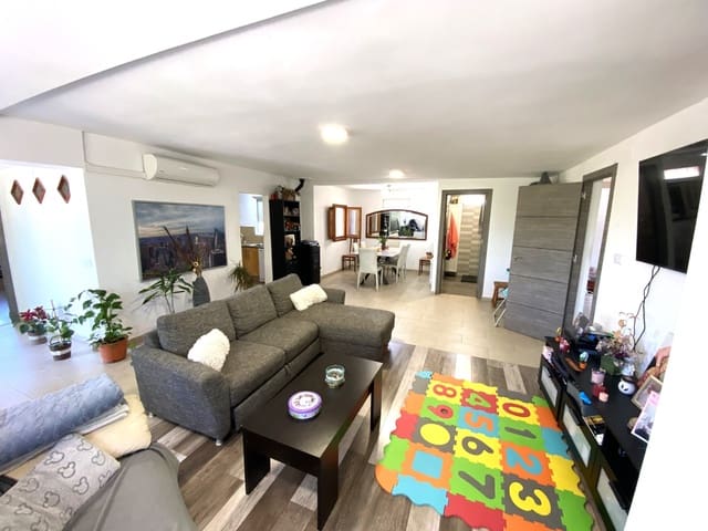 4 soveværelse Finca/Landehus til salg i Sax med swimmingpool garage - € 239.995 (Ref: 10111817)