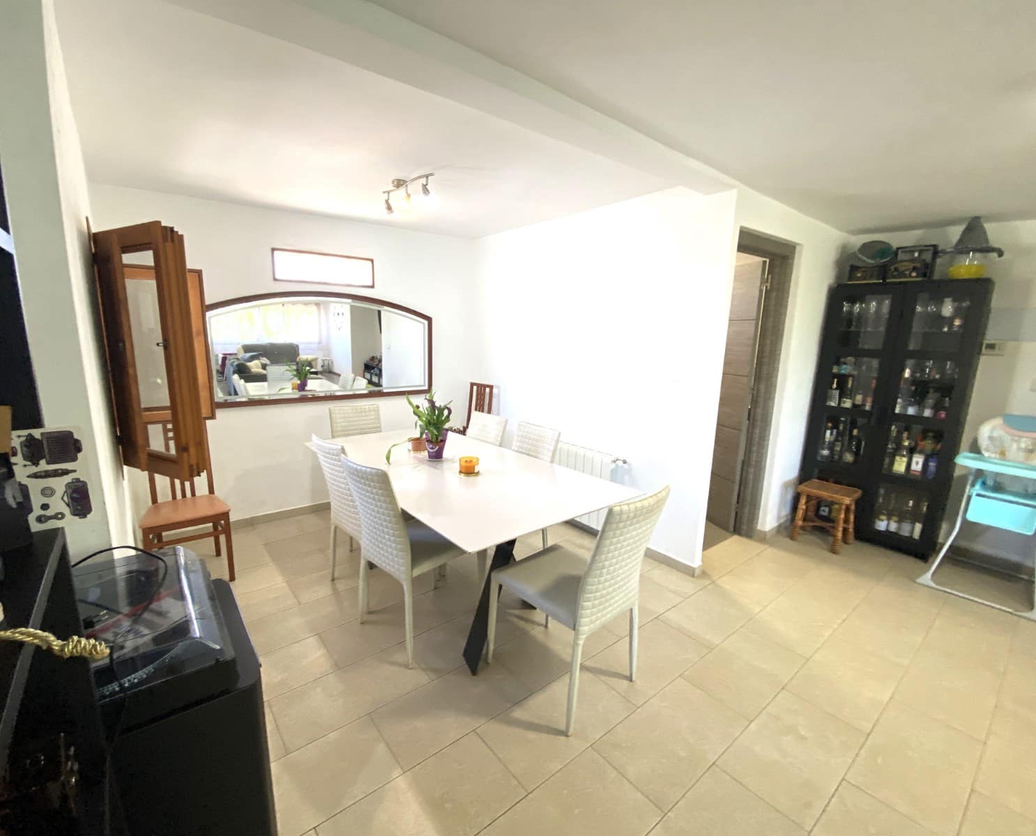 4 soveværelse Finca/Landehus til salg i Sax med swimmingpool garage - € 239.995 (Ref: 10111817)