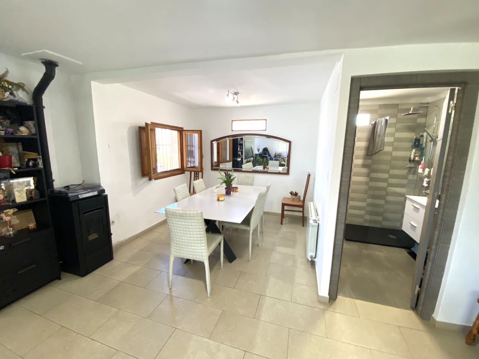 4 soveværelse Finca/Landehus til salg i Sax med swimmingpool garage - € 239.995 (Ref: 10111817)