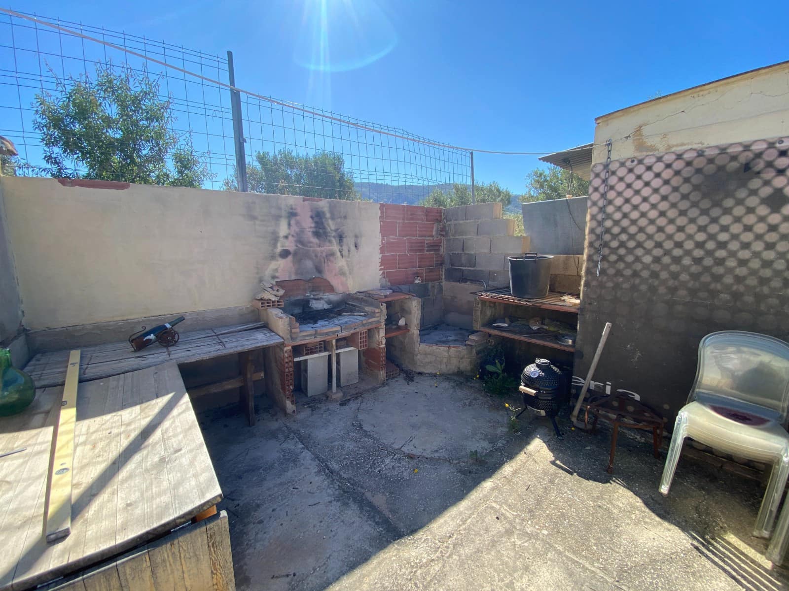 4 soveværelse Finca/Landehus til salg i Sax med swimmingpool garage - € 239.995 (Ref: 10111817)
