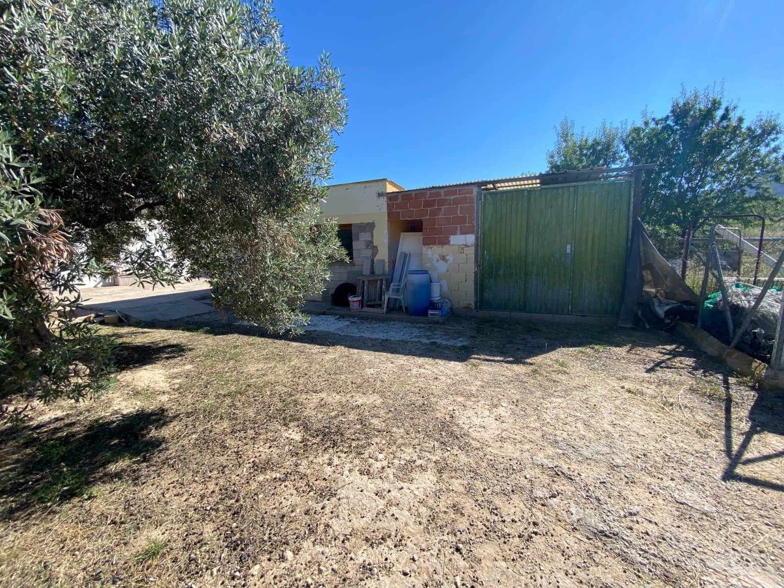 4 soveværelse Finca/Landehus til salg i Sax med swimmingpool garage - € 239.995 (Ref: 10111817)