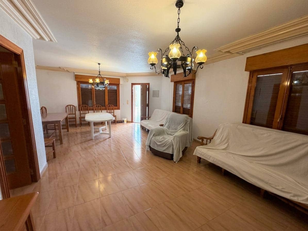 4 bedroom Villa for sale in Aspe with pool - € 257,500 (Ref: 10111820)