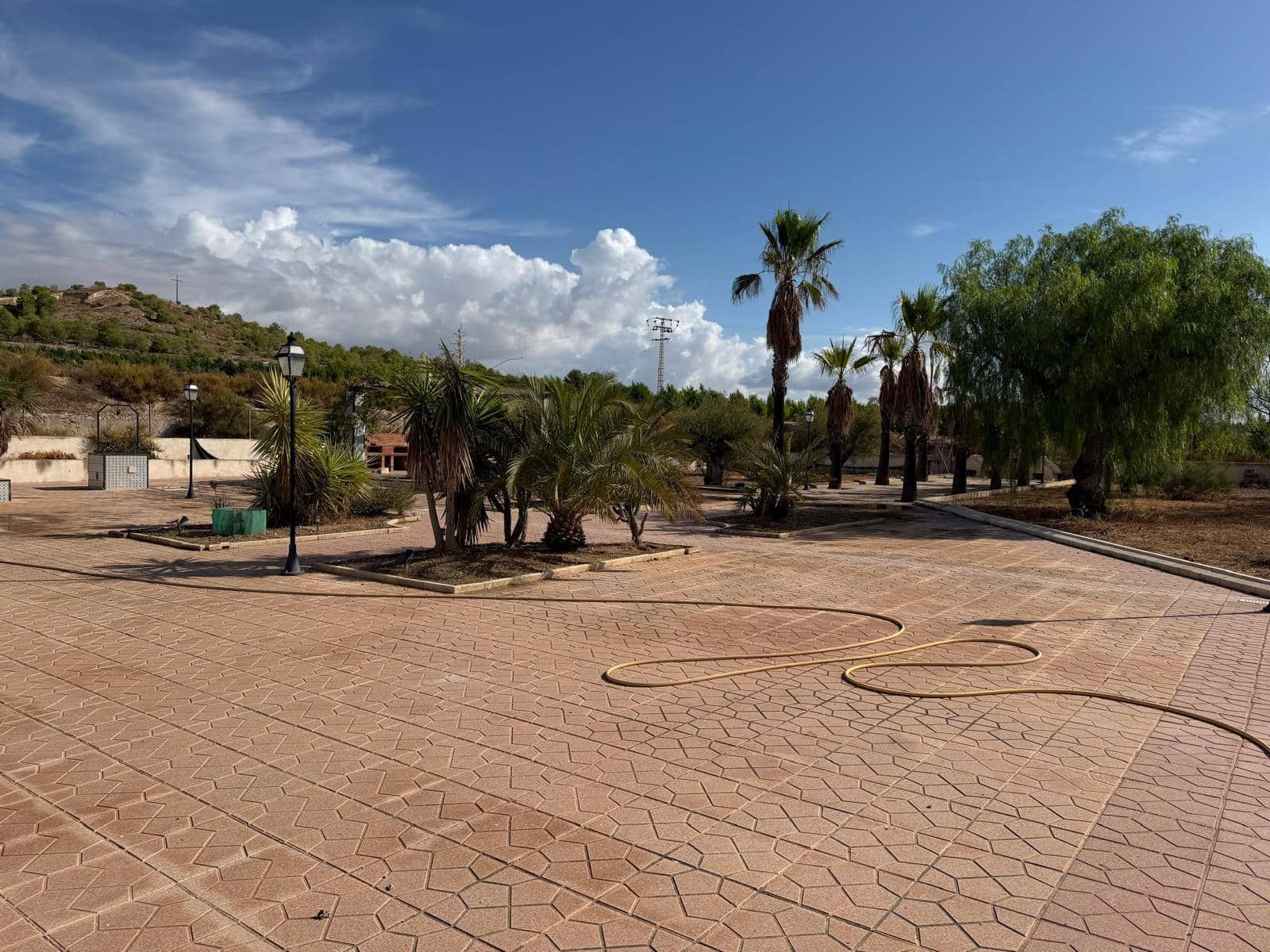 4 bedroom Villa for sale in Aspe with pool - € 257,500 (Ref: 10111820)