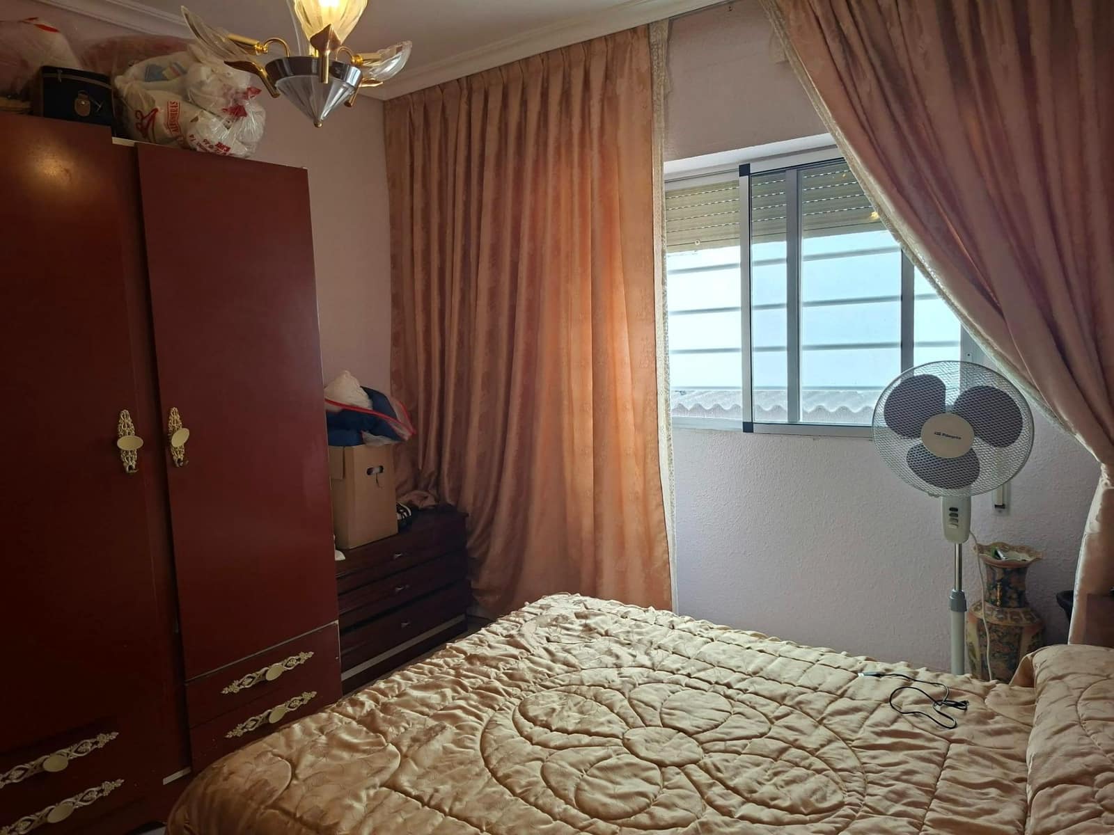 4 bedroom Apartment for sale in Alicante / Alacant city - € 186,000 (Ref: 10111821)