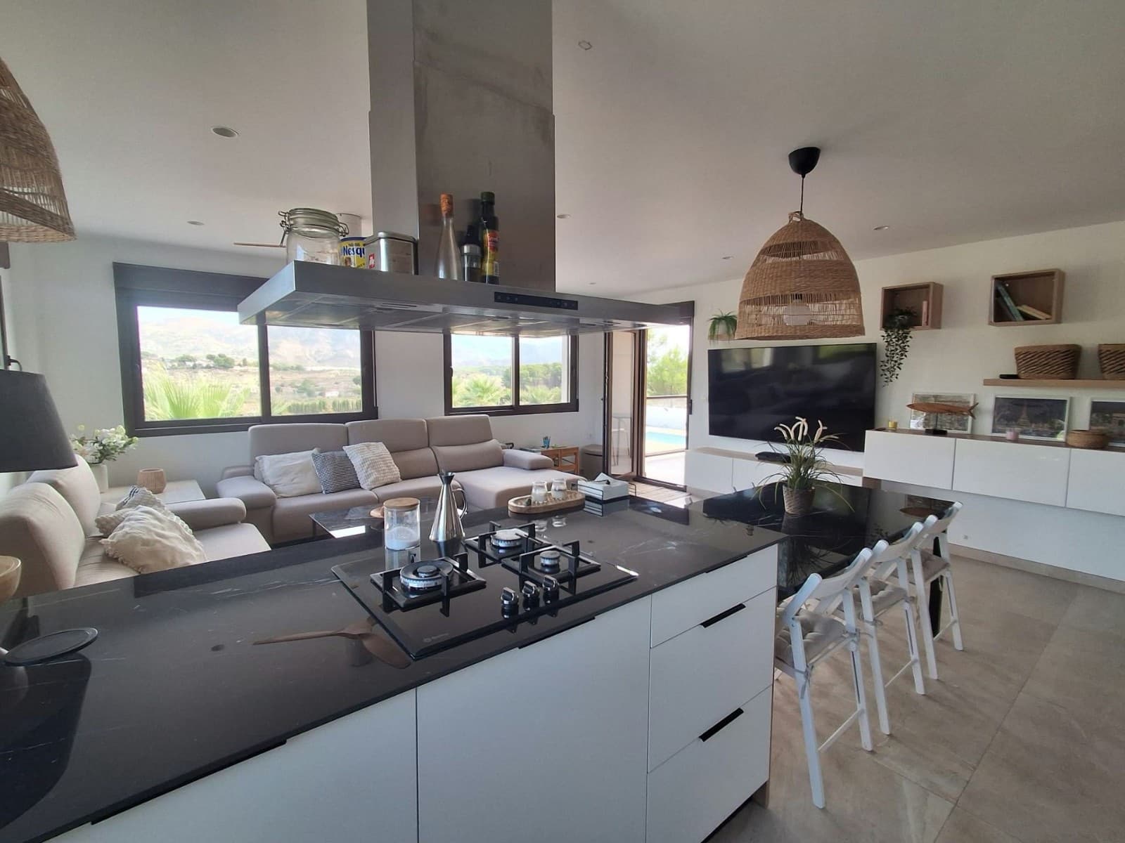 7 soverom Finca/Herregård til salgs i Sax med svømmebasseng garasje - € 599 995 (Ref: 10151475)