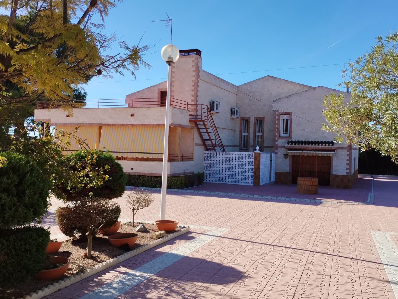 Finca/Casa Rural de 3 habitaciones en Sax en venta con piscina garaje - 525.000 € (Ref: 10151476)