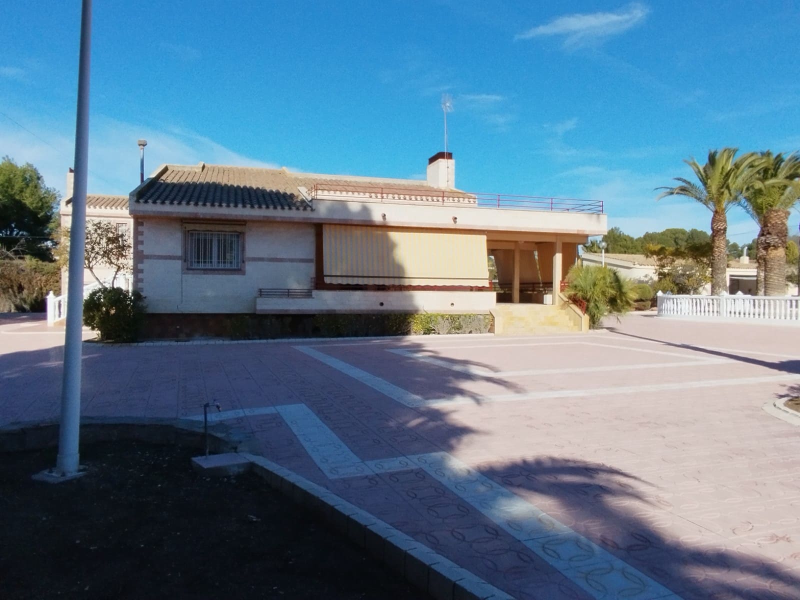 Finca/Casa Rural de 3 habitaciones en Sax en venta con piscina garaje - 525.000 € (Ref: 10151476)