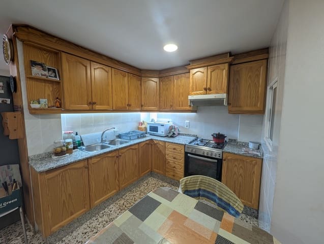 Casa de 4 habitaciones en Sax en venta con garaje - 199.995 € (Ref: 10175268)