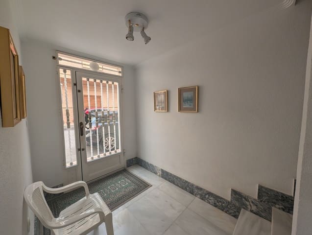 Casa de 4 habitaciones en Sax en venta con garaje - 199.995 € (Ref: 10175268)