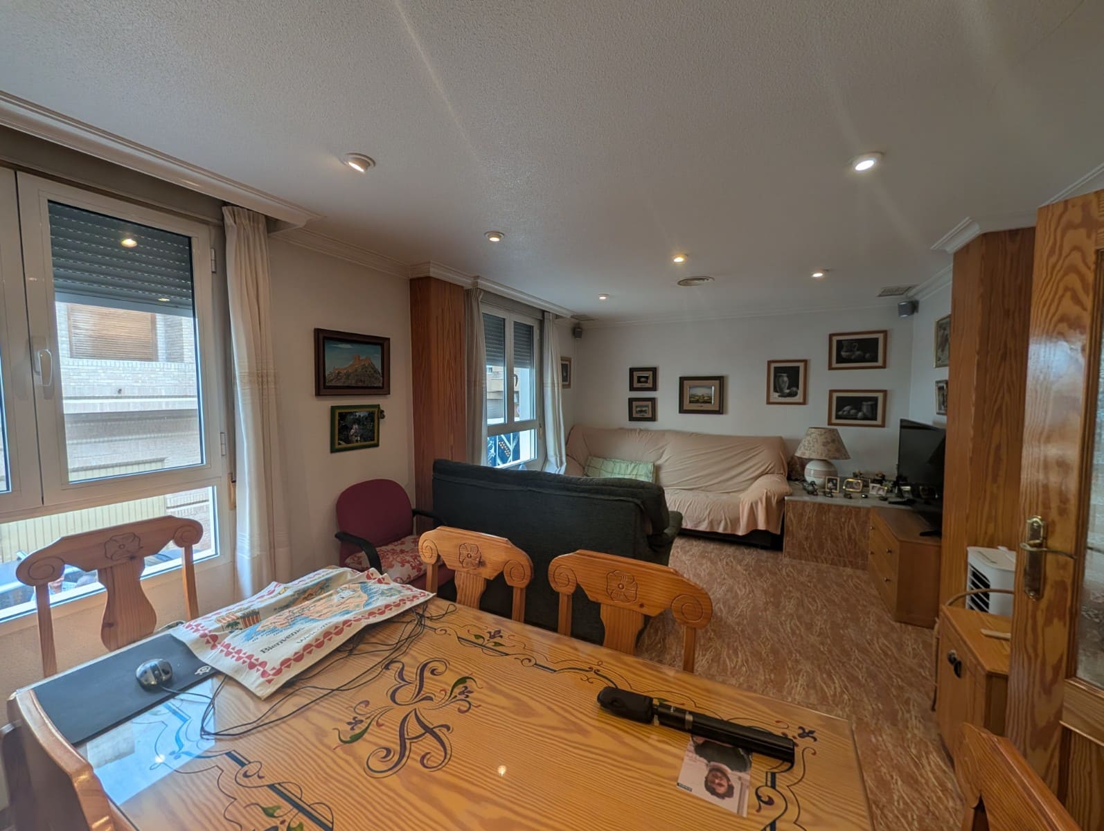 Casa de 4 habitaciones en Sax en venta con garaje - 199.995 € (Ref: 10175268)