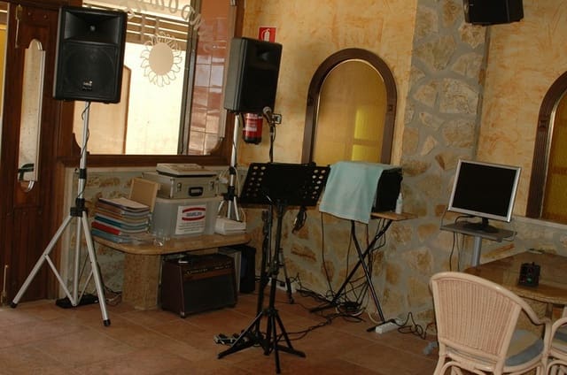 Commerciale in vendita in Torrevieja - 148.000 € (Rif: 5606425)
