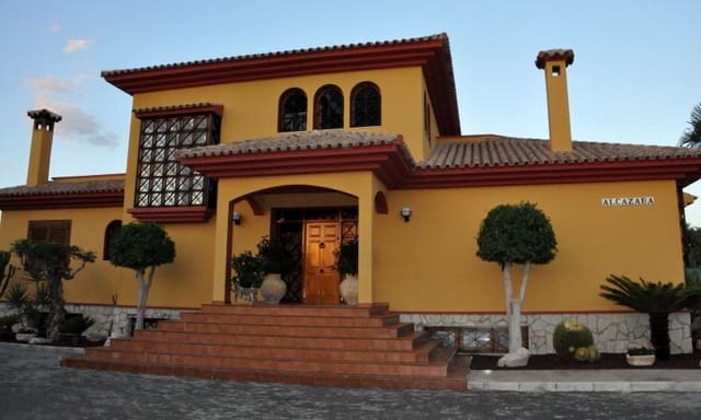 5 soverom Villa til salgs i La Portalada, Elche / Elx med svømmebasseng garasje - € 750 000 (Ref: 6211504)