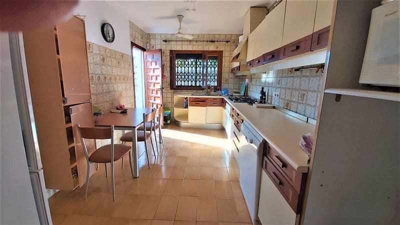 4 soveværelse Villa til salg i Torrevieja med swimmingpool - € 799.995 (Ref: 7290008)