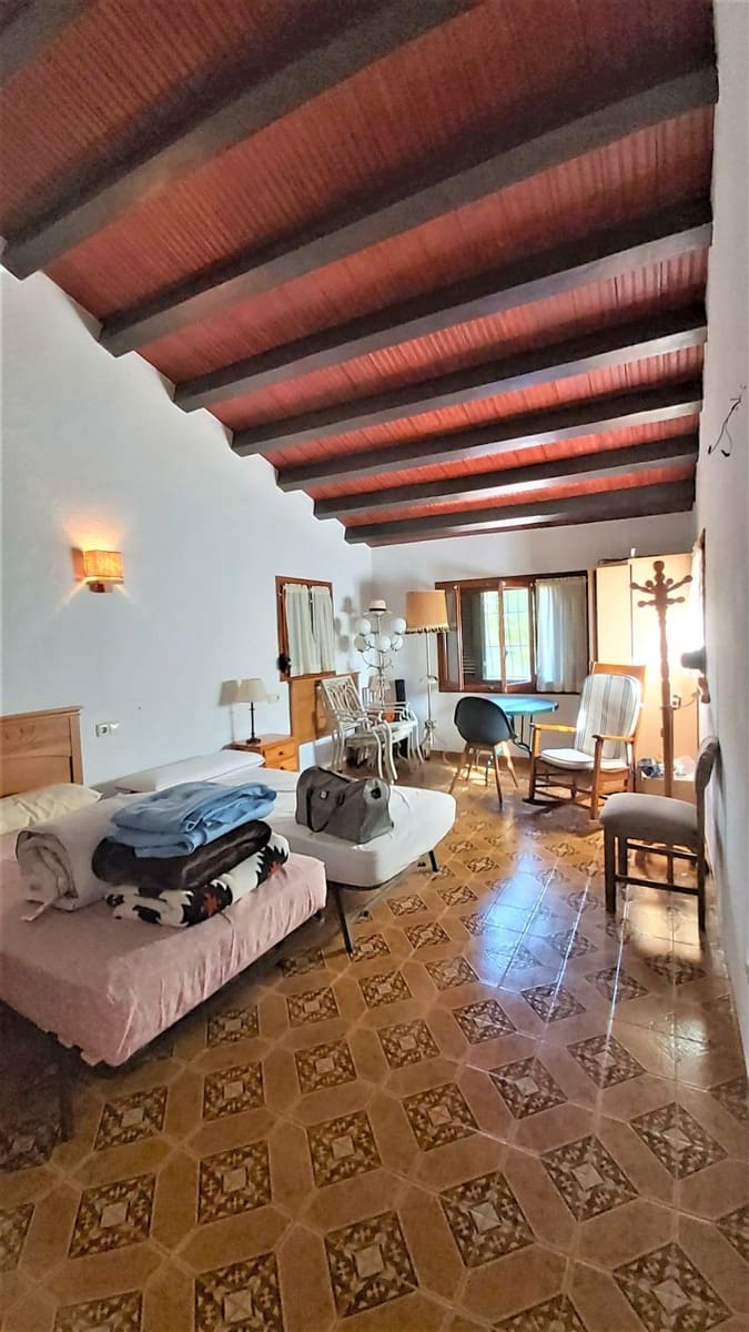 4 soveværelse Villa til salg i Torrevieja med swimmingpool - € 799.995 (Ref: 7290008)