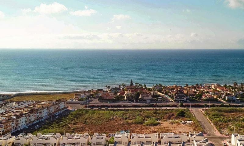 2 quarto Apartamento para venda em Torrevieja com piscina garagem - 330 000 € (Ref: 7932733)