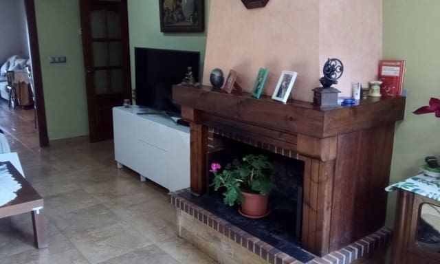 Chalet de 4 habitaciones en Pilar de la Horadada ciudad, Pilar de la Horadada en venta con garaje - 367.500 € (Ref: 8160515)