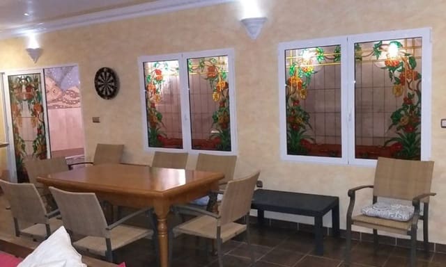 5 bedroom Villa for sale in Hondón de las Nieves with pool - € 1,299,999 (Ref: 8674487)