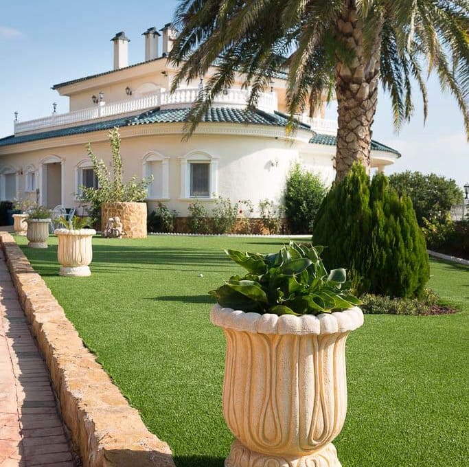 5 bedroom Villa for sale in Hondon de las Nieves with pool - € 1,299,999 (Ref: 8674487)