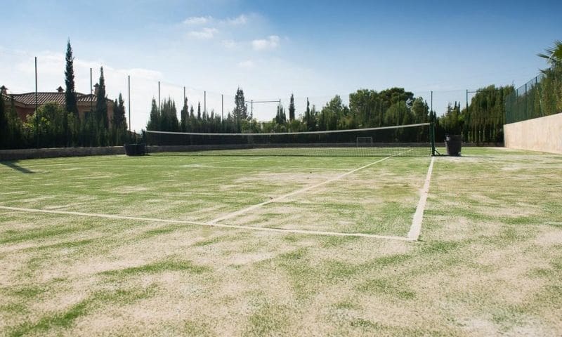 5 bedroom Villa for sale in Hondon de las Nieves with pool - € 1,299,999 (Ref: 8674487)