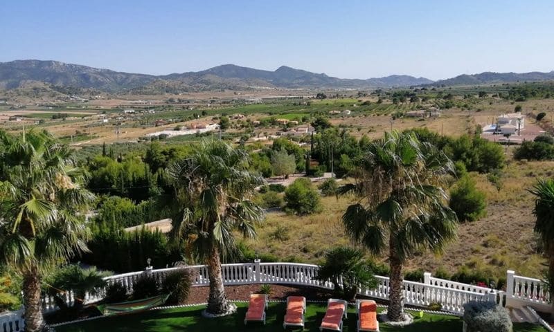 5 bedroom Villa for sale in Hondon de las Nieves with pool - € 1,299,999 (Ref: 8674487)