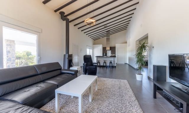 3 bedroom Villa for sale in La Romana - € 310,000 (Ref: 8674488)