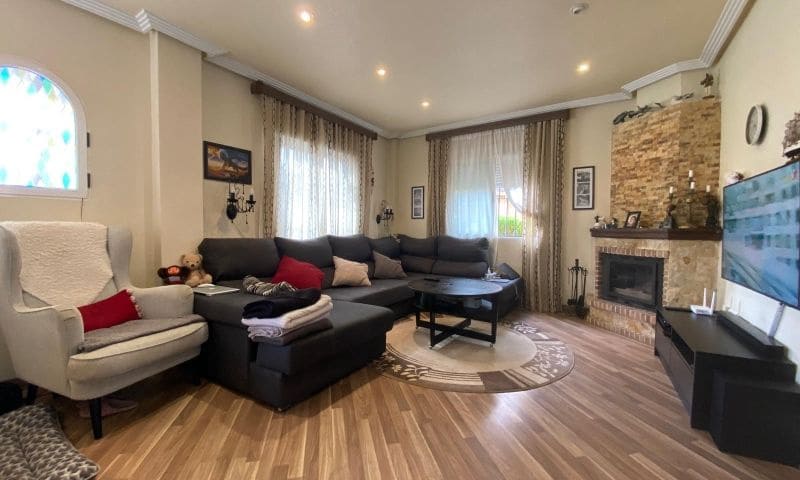3 quarto Moradia para venda em Orihuela Costa com piscina - 324 995 € (Ref: 8685077)
