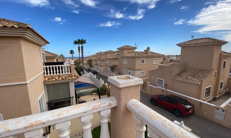 3 quarto Moradia para venda em Orihuela Costa com piscina - 324 995 € (Ref: 8685077)