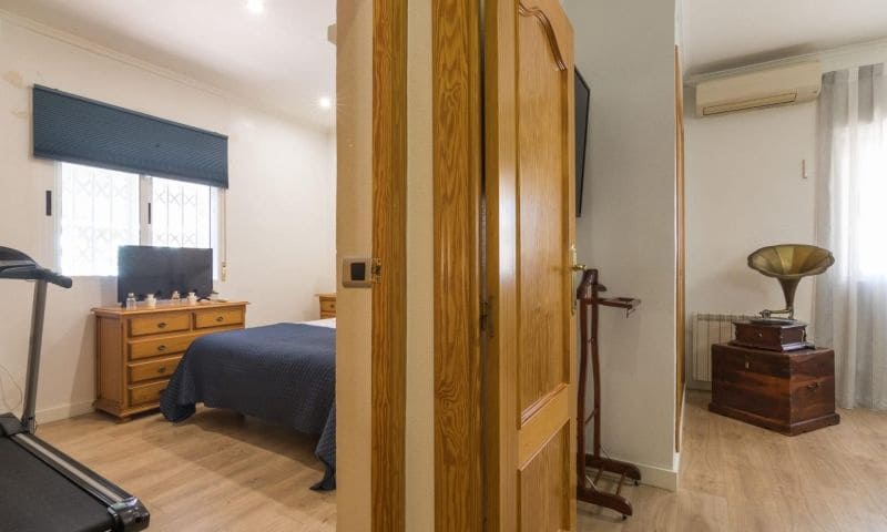 3 soverom Villa til salgs i Elche / Elx med svømmebasseng - € 550 000 (Ref: 8694862)