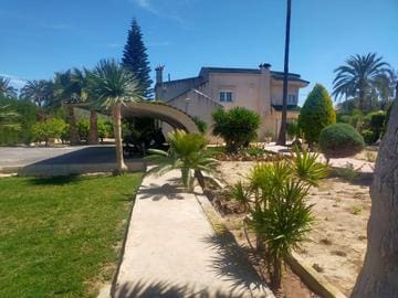 4 Zimmer Villa zu verkaufen in Elche / Elx mit Pool - 460.000 € (Ref: 8694864)
