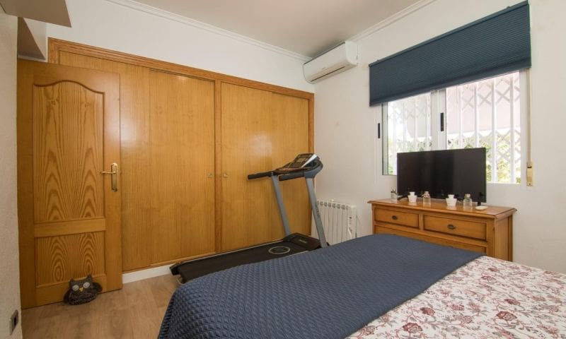 Finca/Casa Rural de 3 habitaciones en Elche / Elx en venta con piscina - 550.000 € (Ref: 8705185)