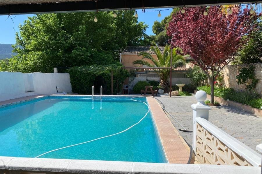 6 Zimmer Finca/Landgut zu verkaufen in Monovar / Monover mit Pool - 250.000 € (Ref: 8750922)
