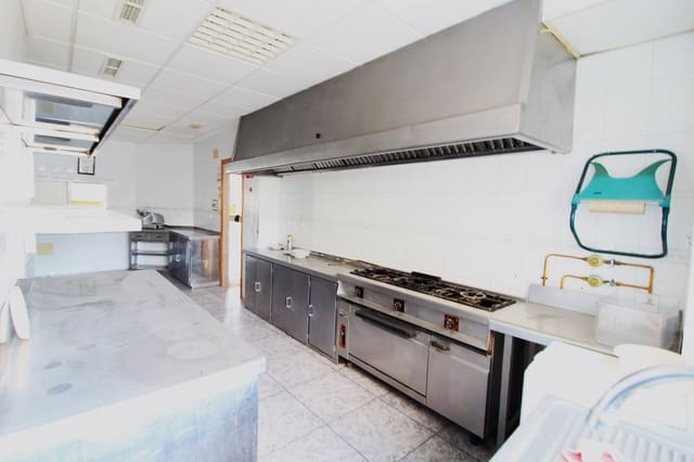 5 soverom Kommersiell til salgs i Jacarilla med garasje - € 499 000 (Ref: 8750928)