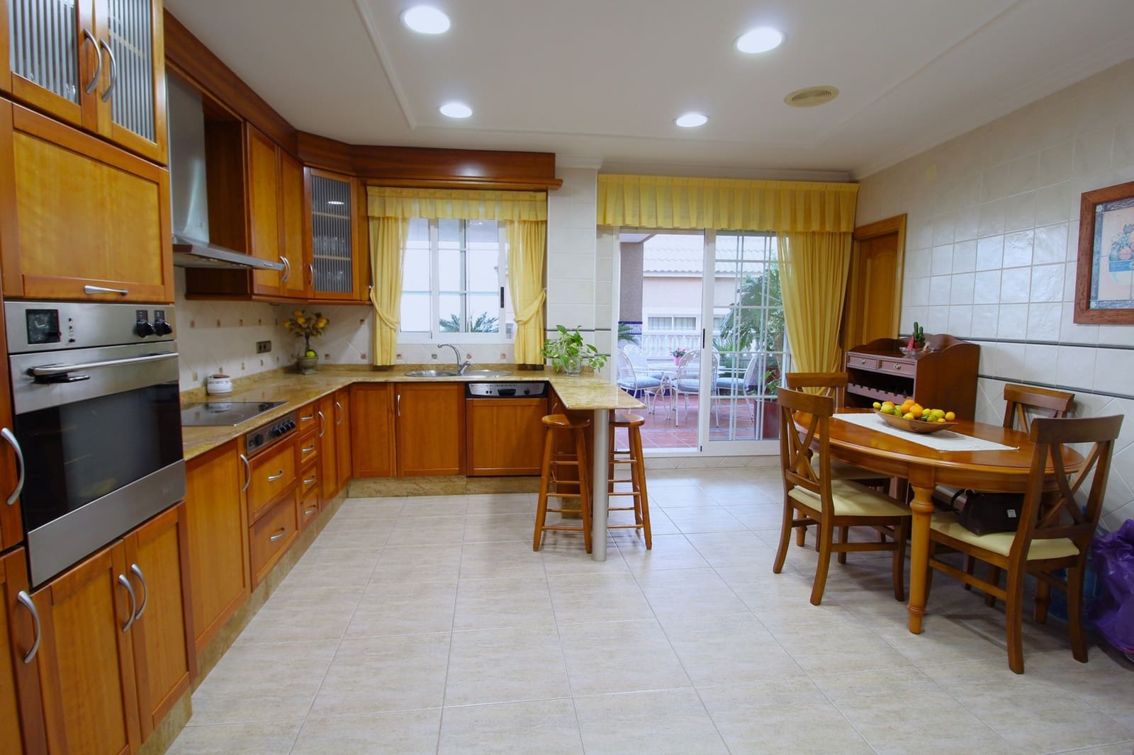 5 soverom Kommersiell til salgs i Jacarilla med garasje - € 499 000 (Ref: 8750928)