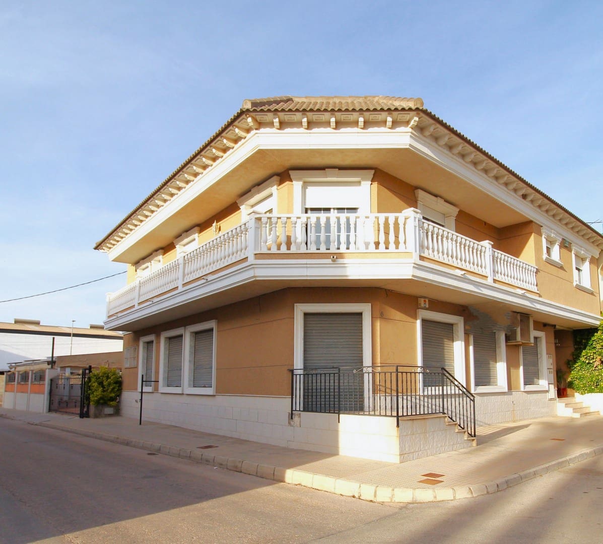5 soverom Kommersiell til salgs i Jacarilla med garasje - € 499 000 (Ref: 8750928)