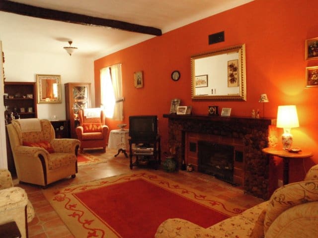 3 sypialnia Finka/Dom wiejski na sprzedaż w Canada de la Lena z basenem garażem - 170 000 € (Ref: 8750929)