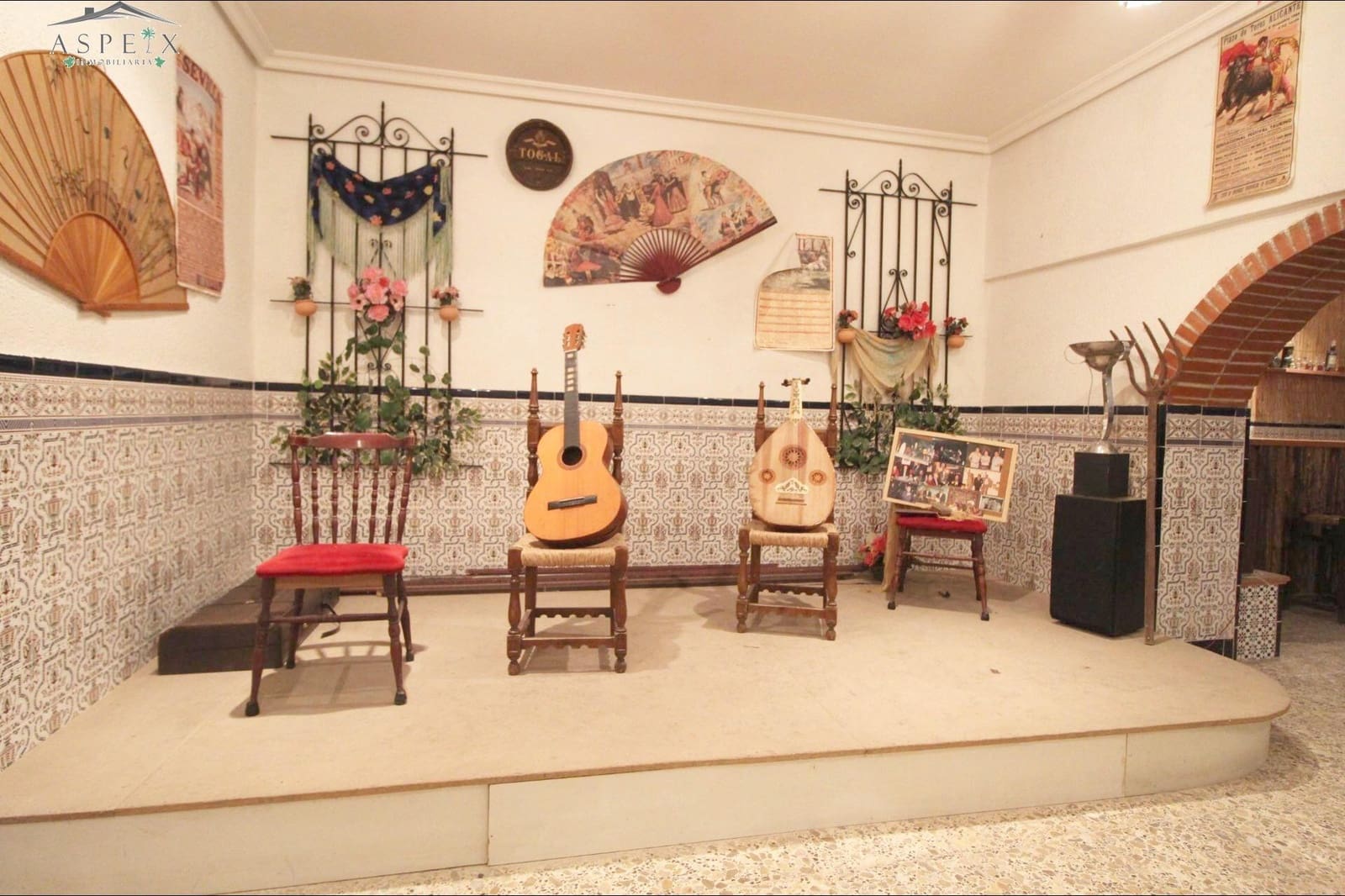 6 sovrum Finca/Hus på landet till salu i Elche / Elx - 350 000 € (Ref: 8916647)