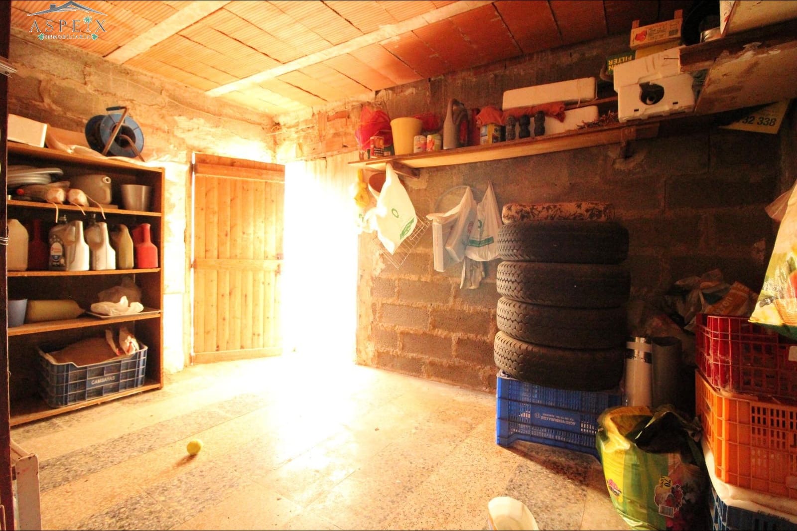 4 soveværelse Finca/Landehus til salg i La Hoya med garage - € 270.000 (Ref: 8916653)