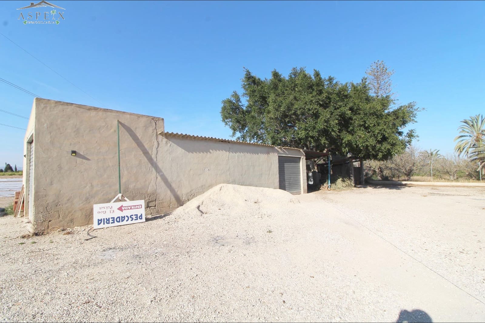 4 soveværelse Finca/Landehus til salg i La Hoya med garage - € 270.000 (Ref: 8916653)