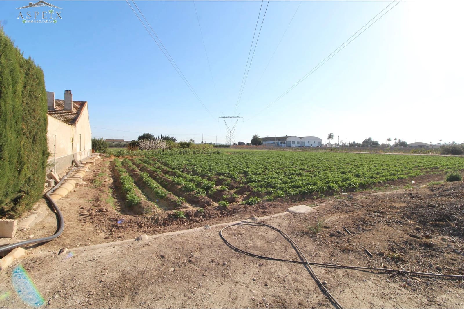 4 soveværelse Finca/Landehus til salg i La Hoya med garage - € 270.000 (Ref: 8916653)