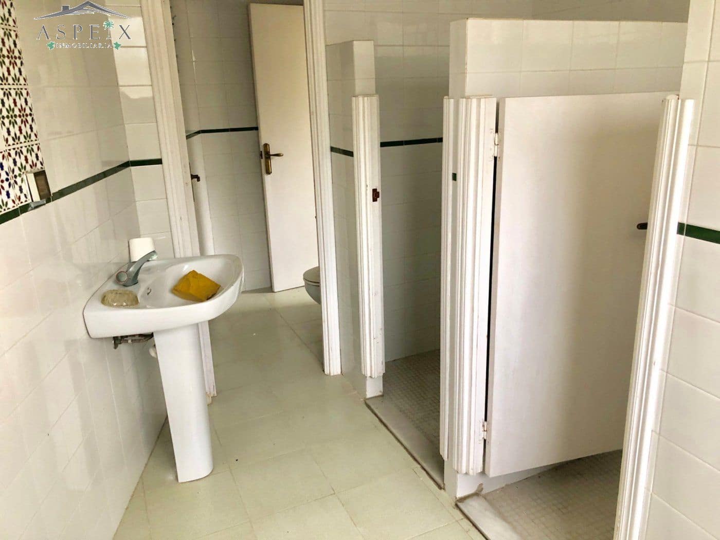 4 soveværelse Finca/Landehus til salg i Elche / Elx med swimmingpool garage - € 650.000 (Ref: 8916660)