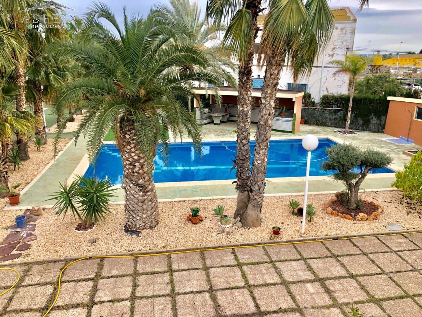 4 soveværelse Finca/Landehus til salg i Elche / Elx med swimmingpool garage - € 650.000 (Ref: 8916660)