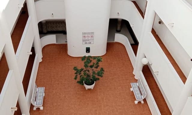 2 makuuhuone Huoneisto myytävänä paikassa Parque de las Naciones, Torrevieja mukana 
autotalli - 129 995 € (Ref: 8951928)