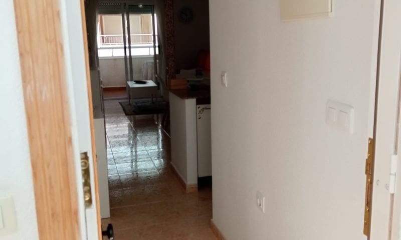 2 soverom Leilighet til salgs i Torrevieja med garasje - € 129 995 (Ref: 8951928)