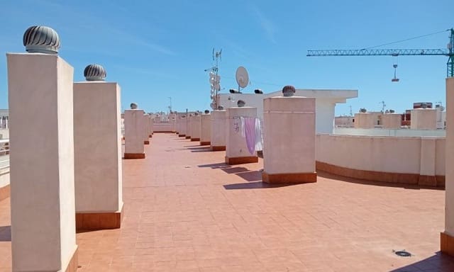 2 makuuhuone Huoneisto myytävänä paikassa Parque de las Naciones, Torrevieja mukana 
autotalli - 129 995 € (Ref: 8951928)