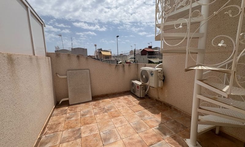 Apartamento de 3 habitaciones en Los Balcones en venta con piscina - 236.995 € (Ref: 9009249)